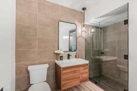 Bath - 130 Anacapa Dr, Camarillo, CA 93010 photo 1 of 6