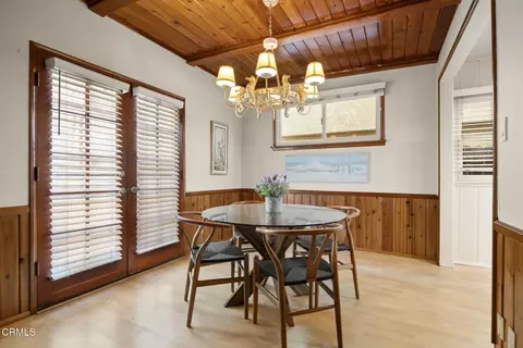 Dining - 332 Sunset Dr, Oxnard, CA 93035 photo 3 of 3