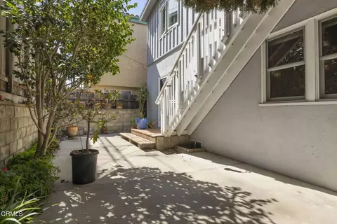 Exterior - 332 Sunset Dr, Oxnard, CA 93035 photo 4 of 7