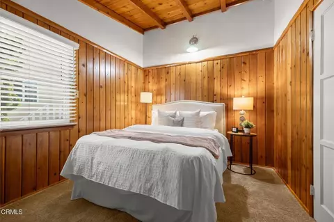 Bedroom - 332 Sunset Dr, Oxnard, CA 93035 photo 1 of 3