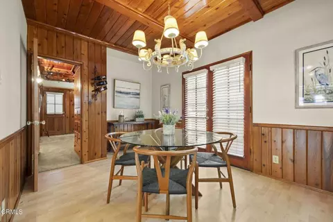 Dining - 332 Sunset Dr, Oxnard, CA 93035 photo 1 of 3