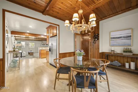 Dining - 332 Sunset Dr, Oxnard, CA 93035 photo 2 of 3