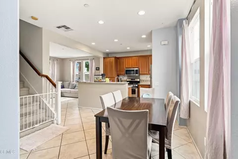 Dining - 1143 Ambrosia St, Oxnard, CA 93030 photo 1 of 1
