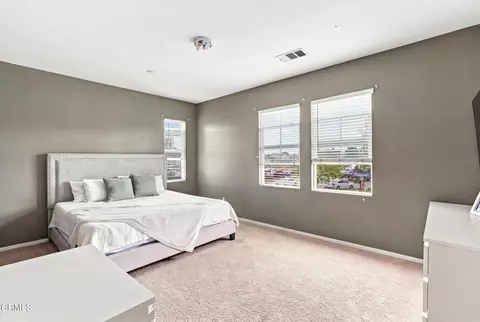 Bedroom - 1143 Ambrosia St, Oxnard, CA 93030 photo 2 of 6