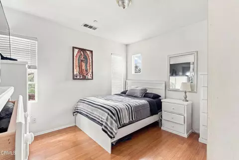 Bedroom - 1143 Ambrosia St, Oxnard, CA 93030 photo 4 of 6