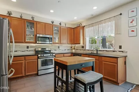 Kitchen - 5313 Gibson Pl, Oxnard, CA 93033 photo 3 of 3