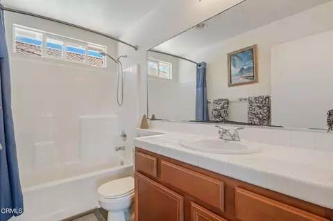 Bath - 5313 Gibson Pl, Oxnard, CA 93033 photo 2 of 4