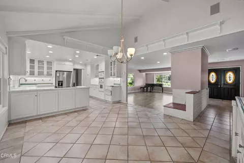 Entry Way - 1325 Cliff Ave, Fillmore, CA 93015 photo 2 of 2