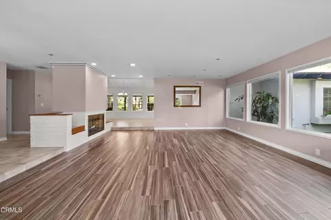 Living - 1325 Cliff Ave, Fillmore, CA 93015 photo 5 of 8