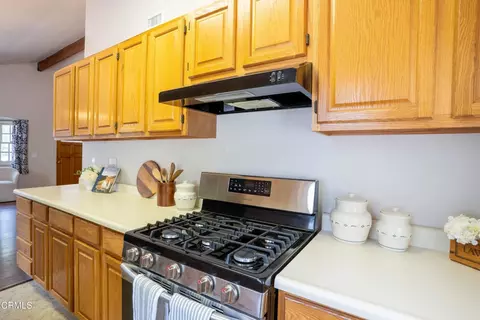 Kitchen - 233 El Plano Dr, Ojai, CA 93023 photo 1 of 6