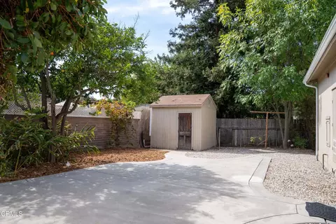 Exterior - 233 El Plano Dr, Ojai, CA 93023 photo 6 of 7