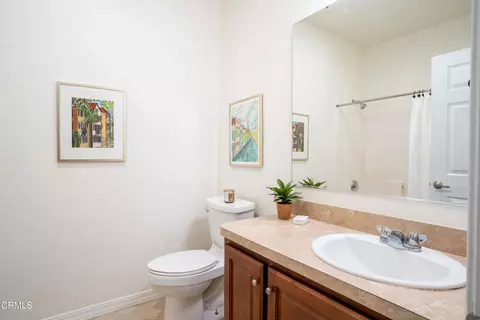 Bath - 233 El Plano Dr, Ojai, CA 93023 photo 3 of 4