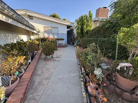 Exterior - 935 E Hillcrest Dr, Thousand Oaks, CA 91360 photo 3 of 14