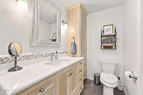 Bath - 569 Tico Rd, Ojai, CA 93023 photo 4 of 8