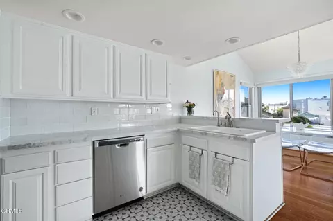Kitchen - 4532 La Brea St, Oxnard, CA 93035 photo 2 of 2