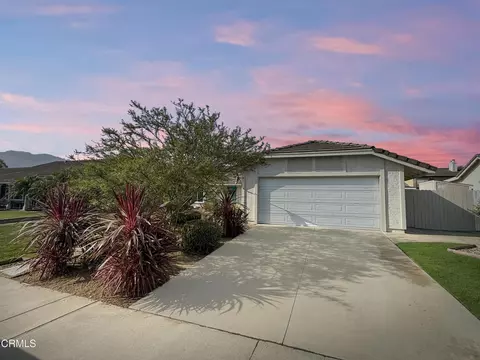 4552 Milpas St, Camarillo, CA 93012 photo 2