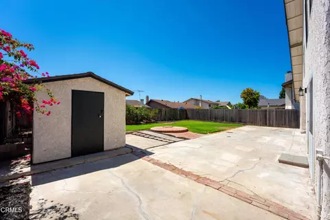 Exterior - 3010 Leeward Way, Oxnard, CA 93035 photo 5 of 9