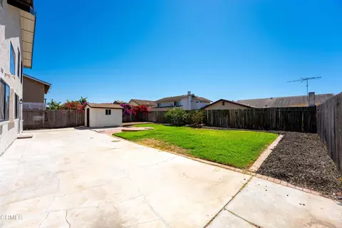 Exterior - 3010 Leeward Way, Oxnard, CA 93035 photo 7 of 9