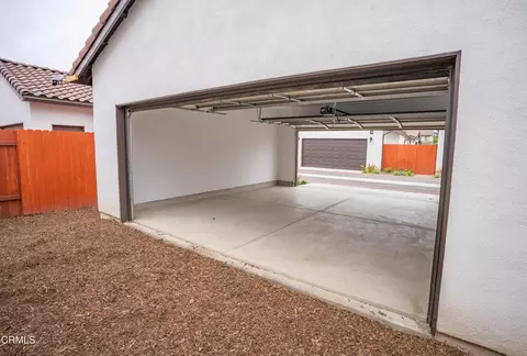 Exterior - 1125 W 2nd St, Oxnard, CA 93030 photo 8 of 8
