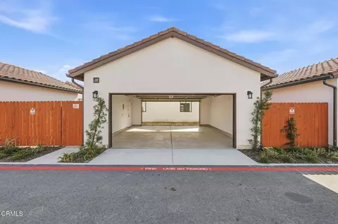 Exterior - 1131 W 2nd St, Oxnard, CA 93030 photo 5 of 6