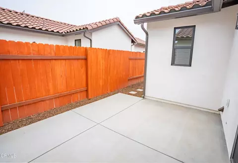 Exterior - 1135 W 2nd St, Oxnard, CA 93030 photo 4 of 8