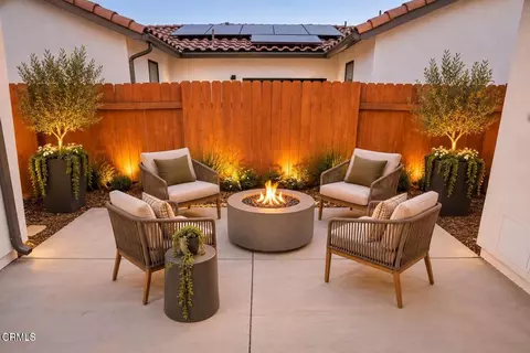 Exterior - 1141 W 2nd St, Oxnard, CA 93030 photo 3 of 6