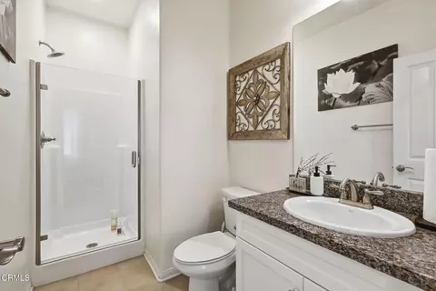 Bath - 664 Owens River Dr, Oxnard, CA 93036 photo 1 of 8
