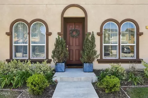 Exterior - 664 Owens River Dr, Oxnard, CA 93036 photo 6 of 7