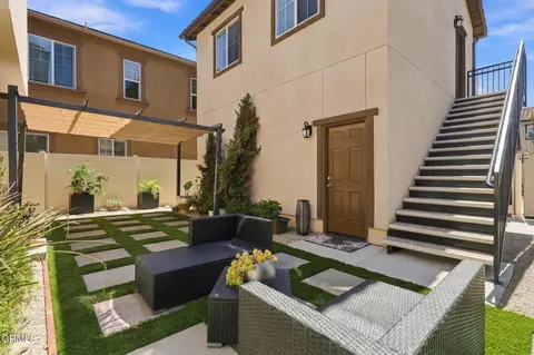 Exterior - 664 Owens River Dr, Oxnard, CA 93036 photo 5 of 7