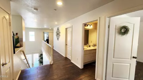 Entry Way - 1361 Domingo Pl, Oxnard, CA 93030 photo 5 of 11