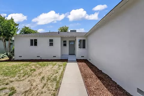 Exterior - 2208 Cornwell Ave, Modesto, CA 95350 photo 11 of 14