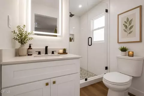Bath - 2208 Cornwell Ave, Modesto, CA 95350 photo 4 of 6