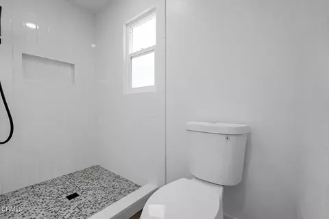 Bath - 2208 Cornwell Ave, Modesto, CA 95350 photo 6 of 6