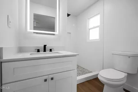 Bath - 2208 Cornwell Ave, Modesto, CA 95350 photo 5 of 6