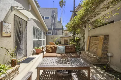 Exterior - 2125 Piru Ave, Oxnard, CA 93035 photo 8 of 10
