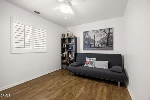 Bedroom - 2125 Piru Ave, Oxnard, CA 93035 photo 4 of 4