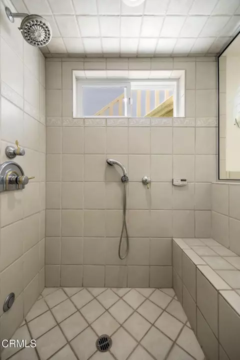 Bath - 2125 Piru Ave, Oxnard, CA 93035 photo 3 of 4