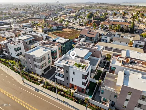 View/Area - 1087 Canal St, Oxnard, CA 93035 photo 4 of 5