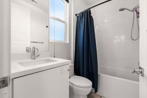 Bath - 1087 Canal St, Oxnard, CA 93035 photo 2 of 2
