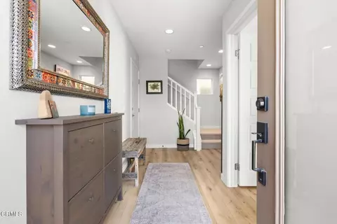 Entry Way - 1087 Canal St, Oxnard, CA 93035 photo 1 of 2