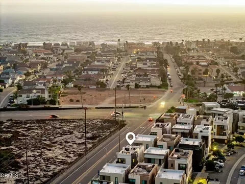 View/Area - 1087 Canal St, Oxnard, CA 93035 photo 2 of 5