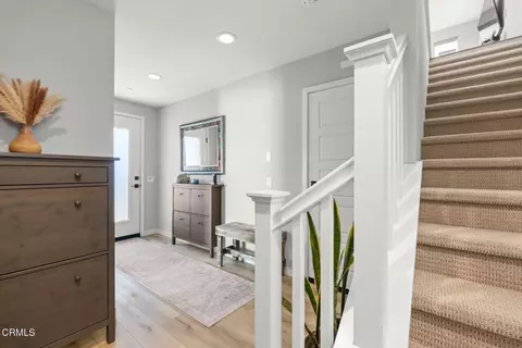 Entry Way - 1087 Canal St, Oxnard, CA 93035 photo 2 of 2