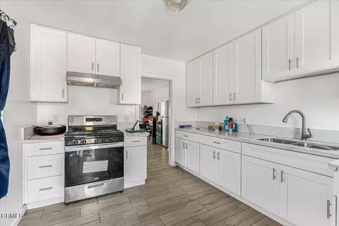 Kitchen - 226 N Mckinley Ave, Oxnard, CA 93030 photo 1 of 5