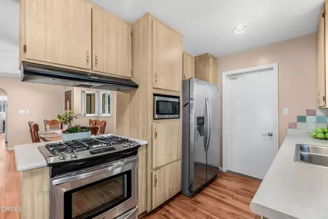 Kitchen - 3287 Curt Dr, Camarillo, CA 93010 photo 2 of 3