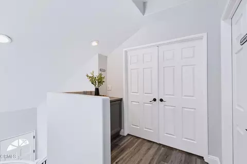 Entry Way - 287 Camino Toluca, Camarillo, CA 93010 photo 3 of 4