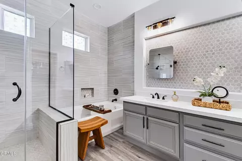 Bath - 287 Camino Toluca, Camarillo, CA 93010 photo 3 of 5