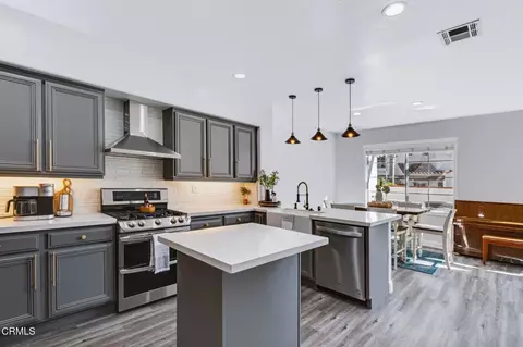 Kitchen - 287 Camino Toluca, Camarillo, CA 93010 photo 2 of 3