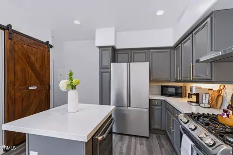 Kitchen - 287 Camino Toluca, Camarillo, CA 93010 photo 3 of 3