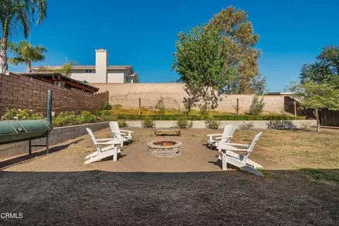 Exterior - 2400 Temple Ave, Camarillo, CA 93010 photo 4 of 7