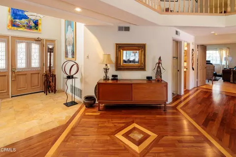Entry Way - 1601 Holly Ave, Oxnard, CA 93036 photo 2 of 4